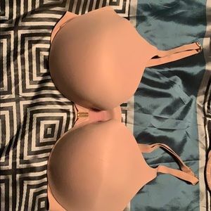 Victoria’s Secret nude front closure bra